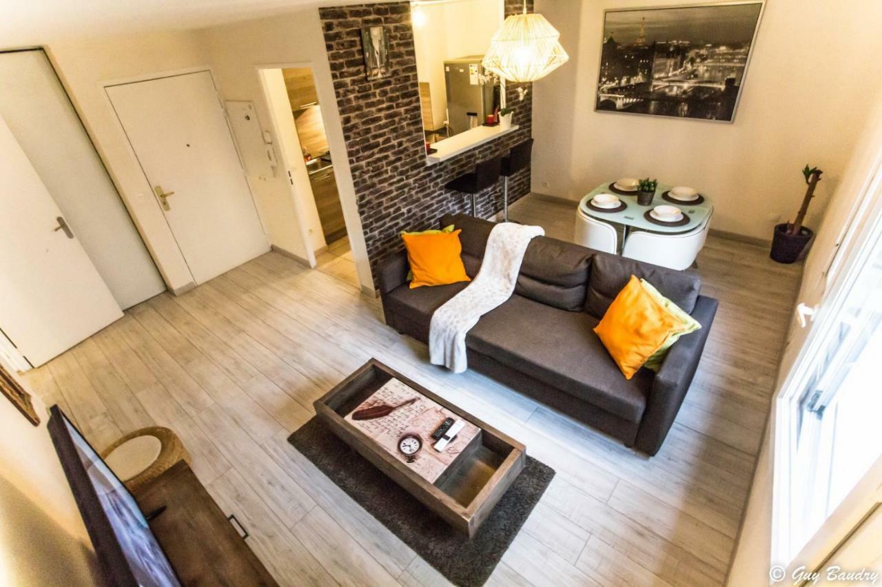 Chic Apart With Bar In Paris Saint-Denis  Extérieur photo